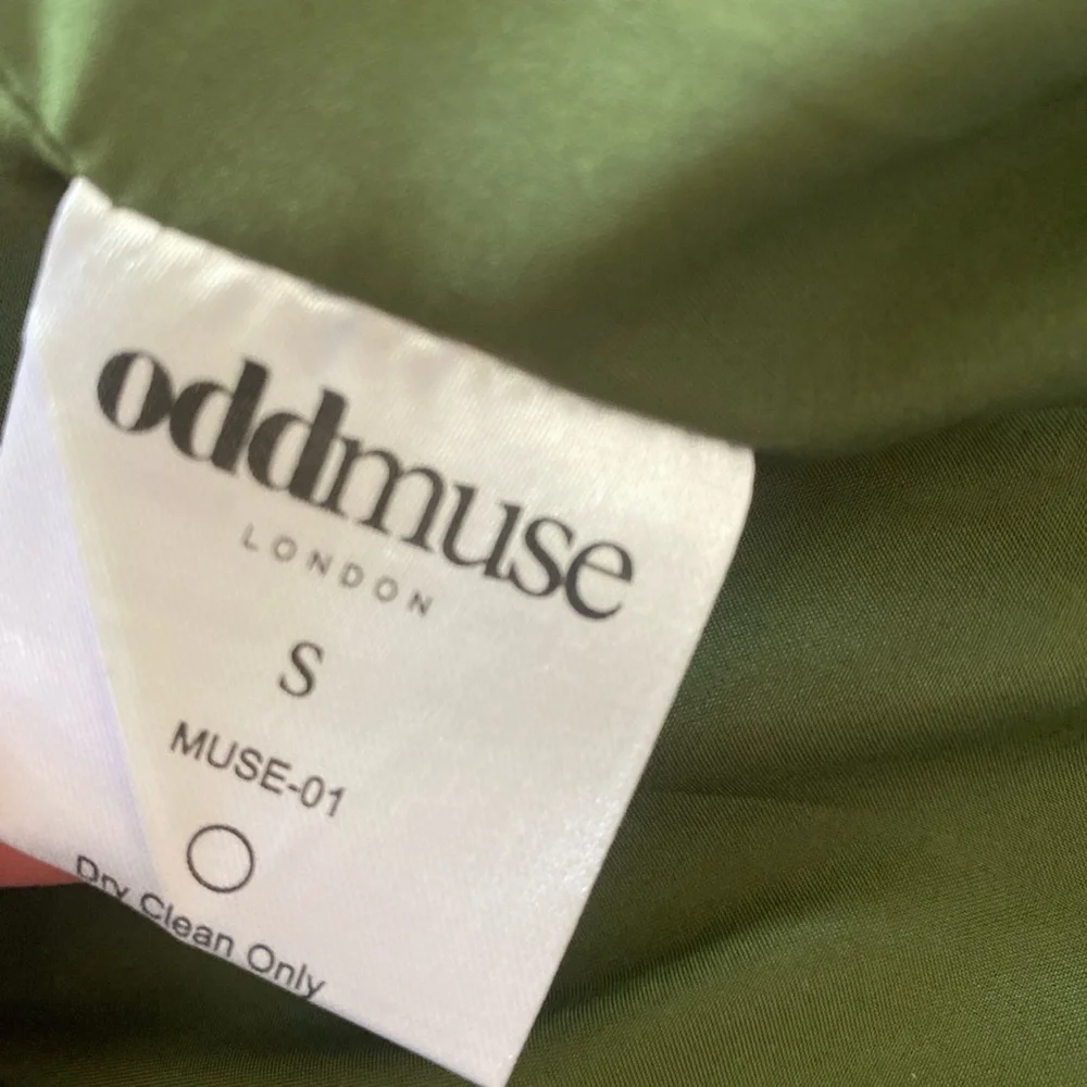 Oddmuse green og blazer size small green jacket assymetrical sleeve hem